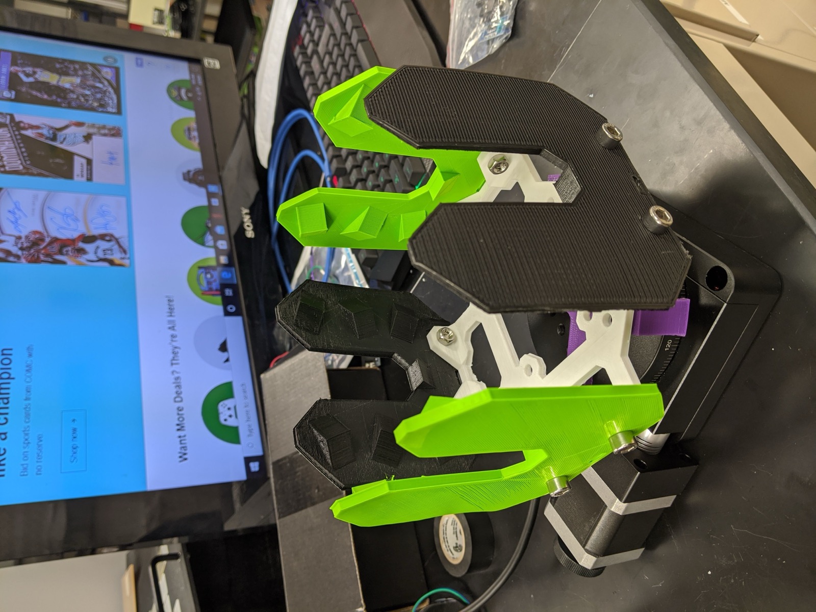 Assembled calibration target on the motorized rotation stage